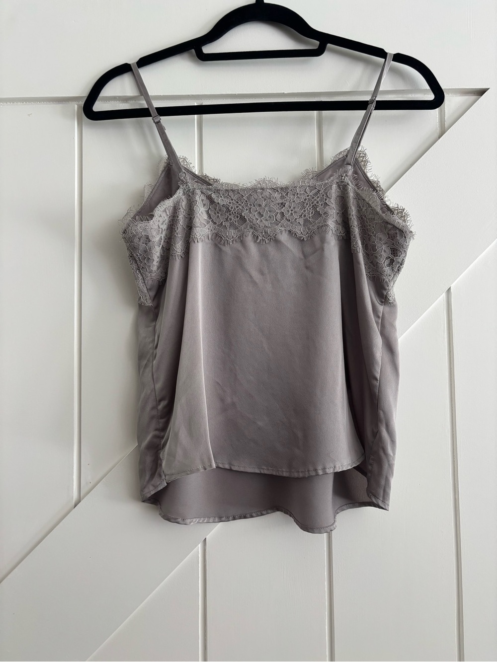Abercrombie Satin Lace Trim Cami Top Silver Gray Silk Look Blouse Size S - Picture 2 of 8